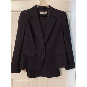 Tahari 16W Pinstripe Black Skirt Suit
